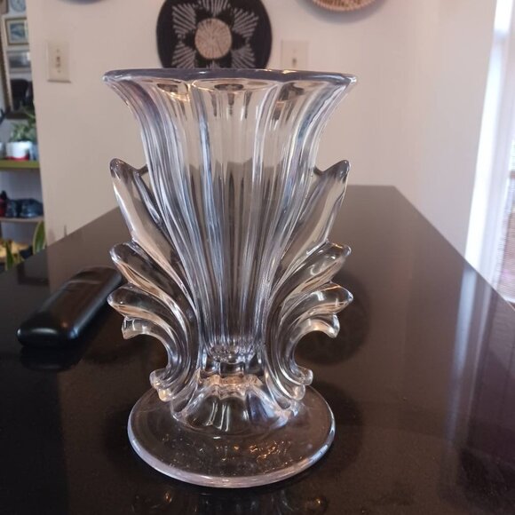 Vintage American Fosteria Fluted Vase 7" Excellent Condition - Picture 5 of 5